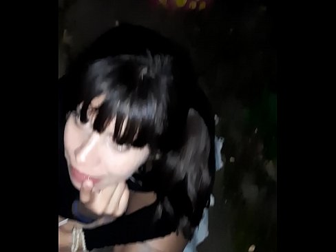 ❤️ Në rrugë penisi i fryrë në këmbim të karamele ❤❌ Video qij në pornografi sq.91sexy.top ️❤