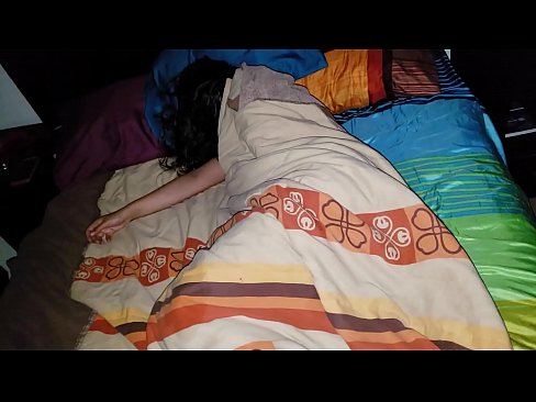 ❤️ Njërku qorton njerkën e tij të re ndërsa ajo fle. ❤❌ Video qij në pornografi sq.91sexy.top ️❤